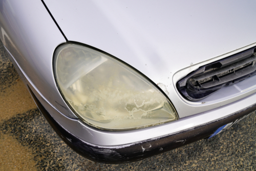 What-causes-car-headlights-to-get-cloudy