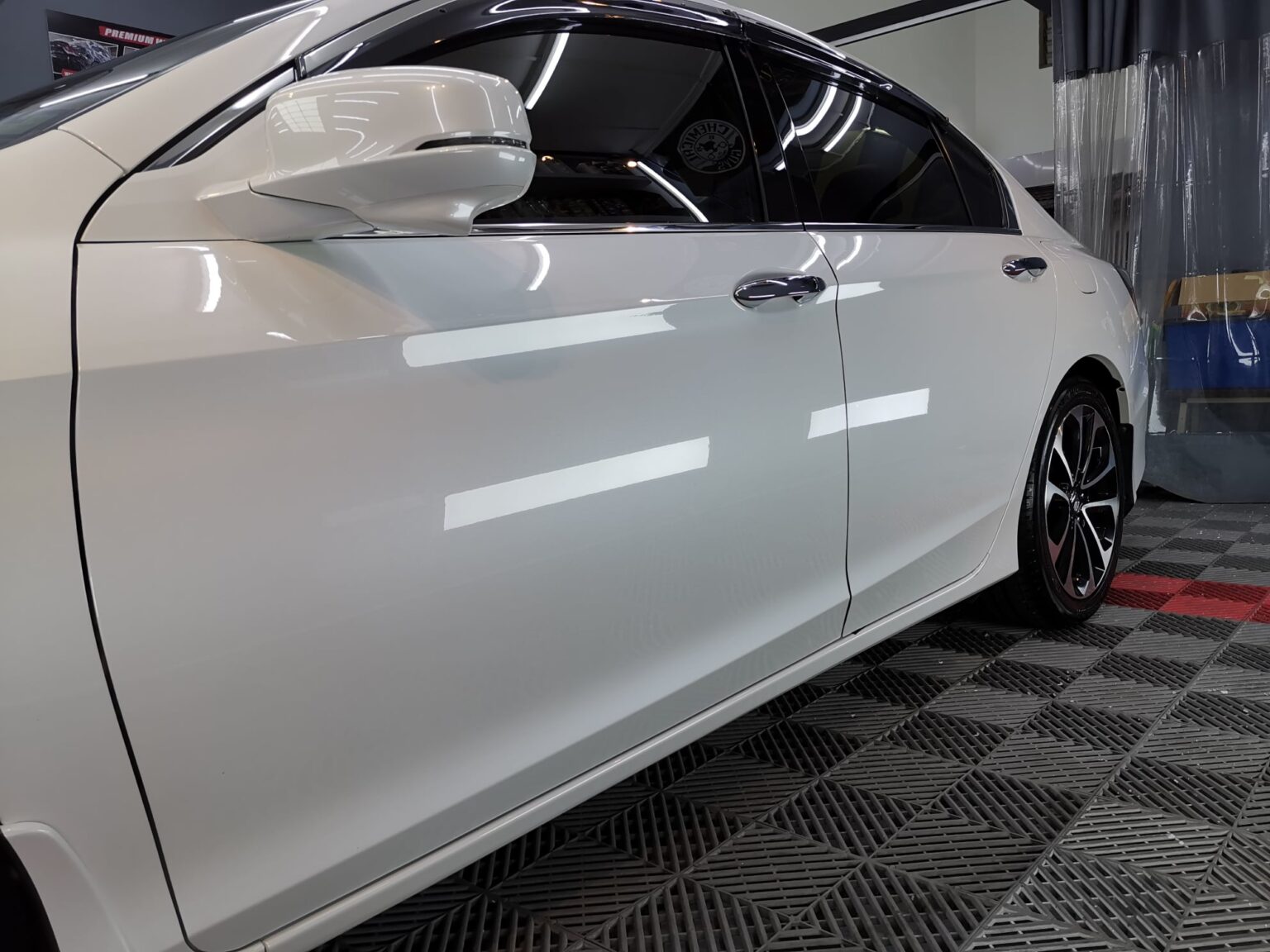 How Long Does Ceramic Coating Last? La Jolla Mobile Car Detail